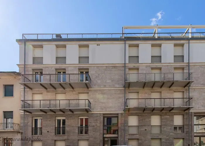 Mirabilia * Βιαρέτζιο